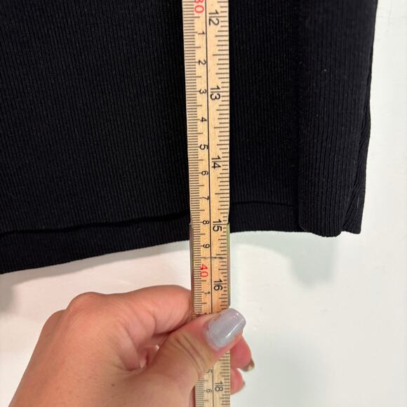 Forever 21 Ribbed Tank Black Square Neck Minimalist Capsule Closet M - Picture 6 of 6